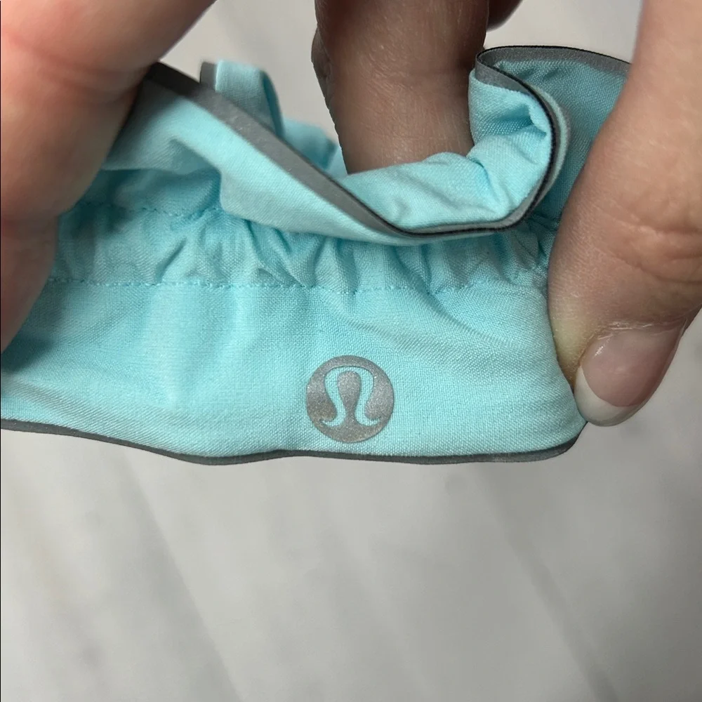 lululemon athletica lululemon light